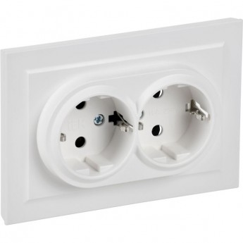 Электрическая розетка IEK BRITE BR-R21-16-K91-F Электрическая розетка IEK BRITE BR-R21-16-K91-F